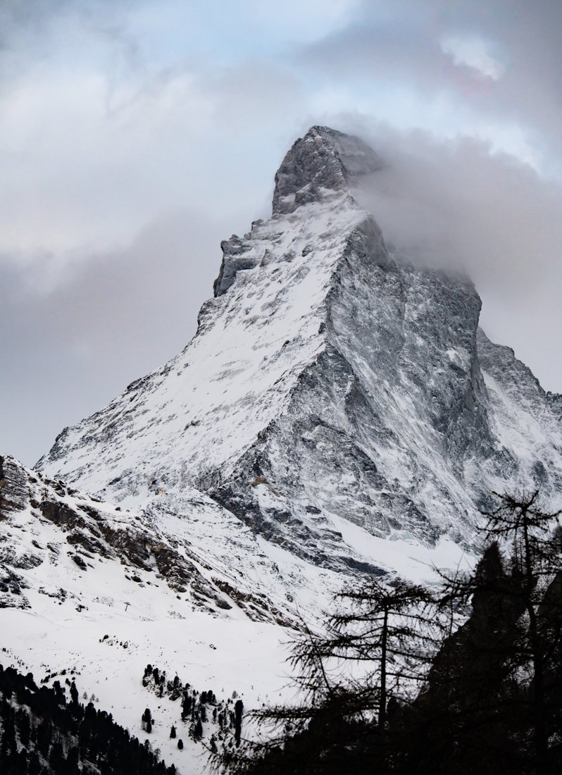 The Matterhorn shedding cloud from its peak — photograph by Zied Mnif